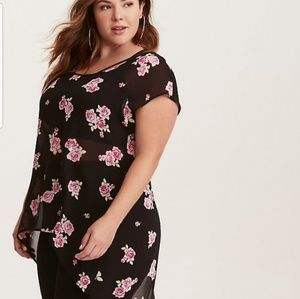 Torrid, floral shark bite top